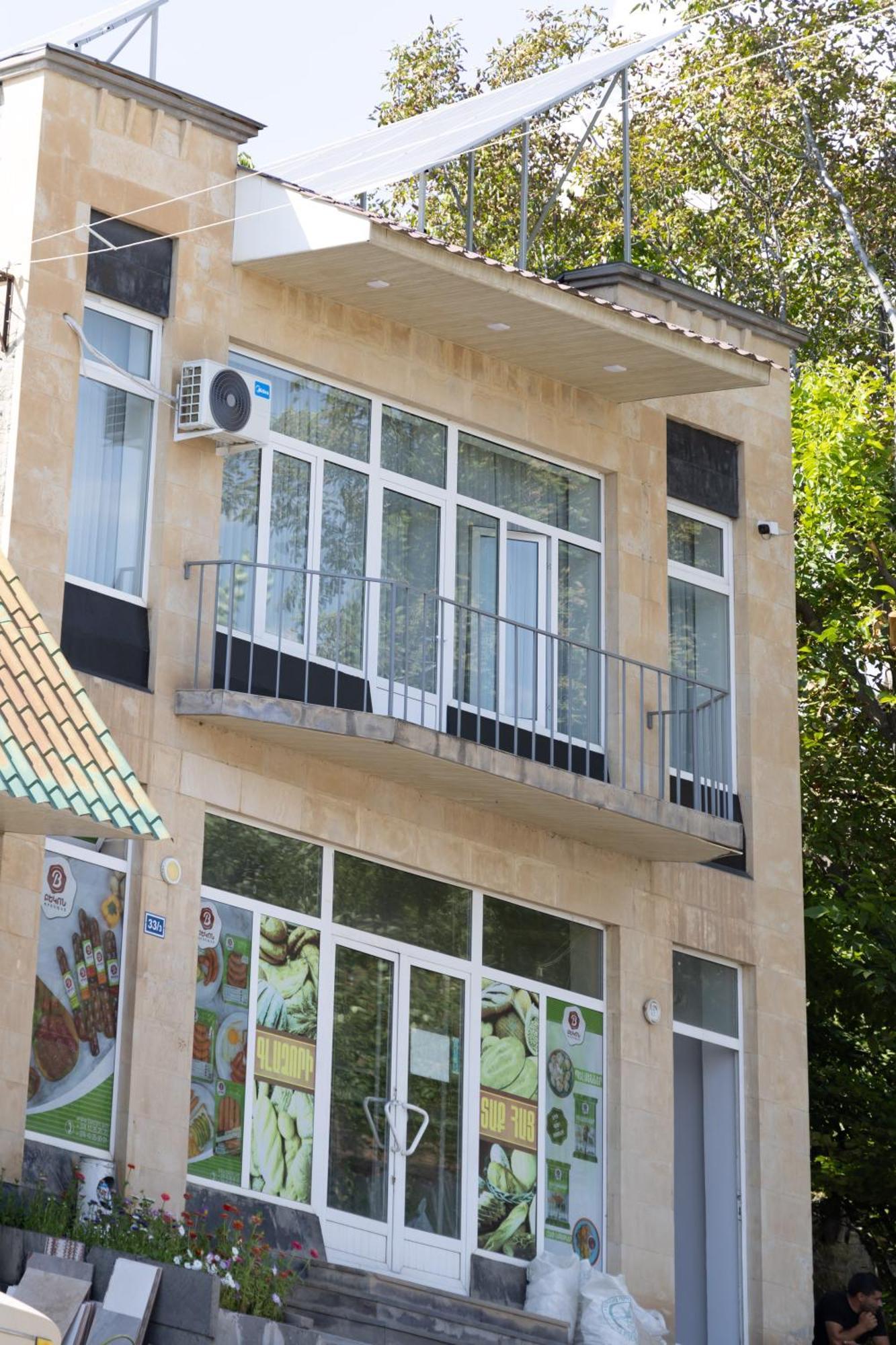 Gladzor Hotel Bagian luar foto